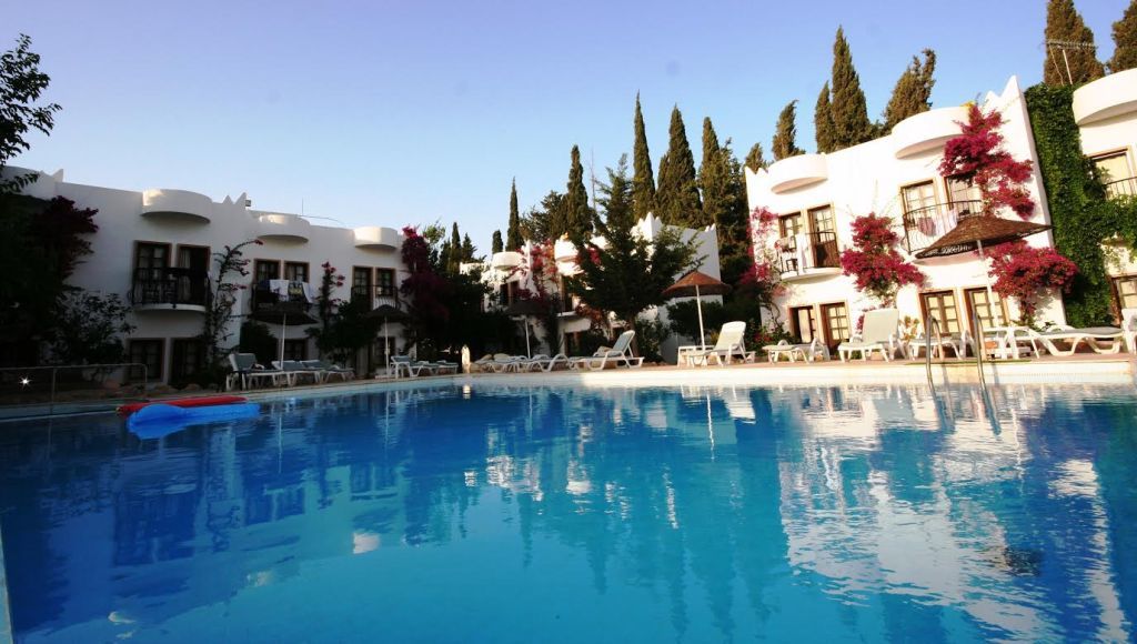 Safir Hotel Bitez Exterior photo