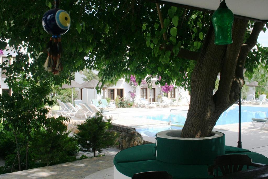 Safir Hotel Bitez Exterior photo