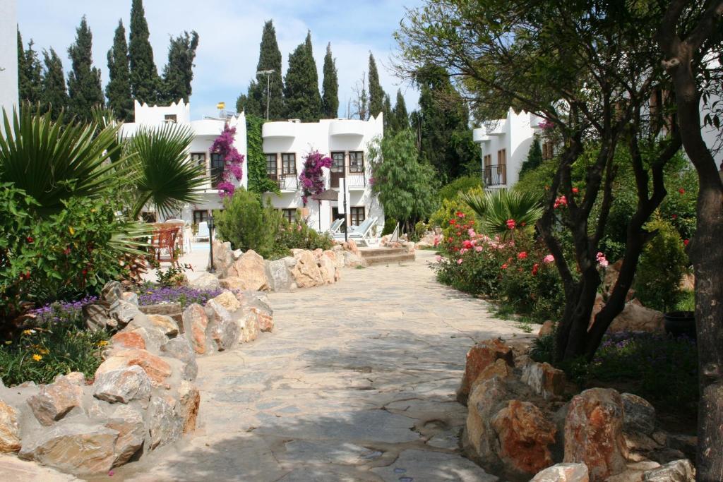 Safir Hotel Bitez Exterior photo