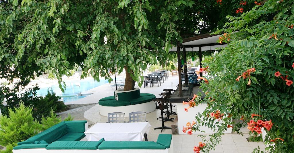 Safir Hotel Bitez Exterior photo