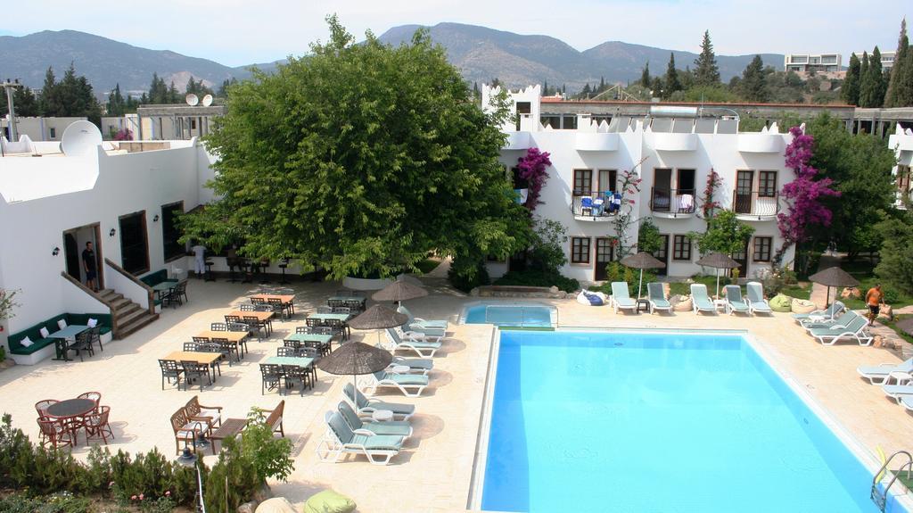 Safir Hotel Bitez Exterior photo